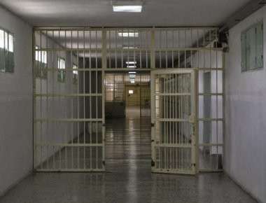 Λάρισα: Ισοβίτης δεν επέστρεψε στις φυλακές μετά την άδειά του-Κατάσταση συναγερμού για τις αστυνομικές υπηρεσίες